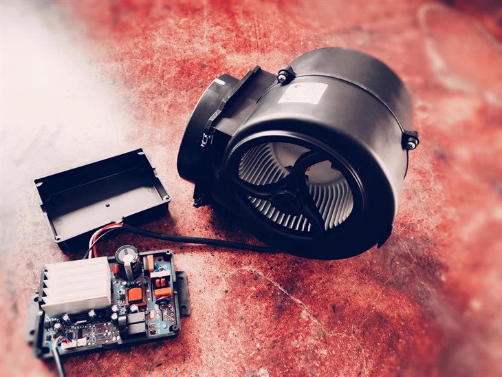 BLDC hood vent fan blower